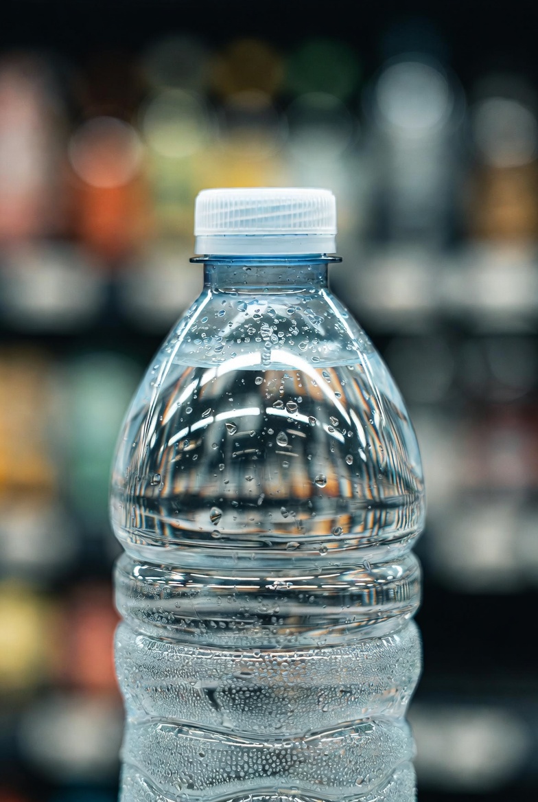 Tầm Quan Trọng Của Nhựa PET Trong Đời Sống Hằng Ngày Và Sản Xuất Công Nghiệp